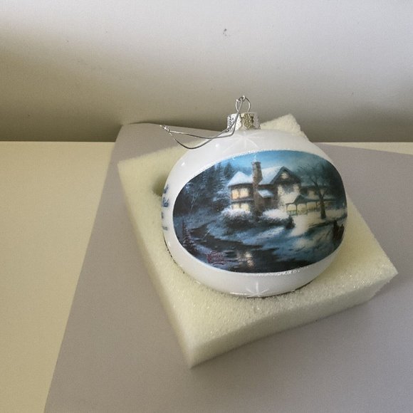 Thomas Kinkade Holiday Ornament "Moonlit Sleigh Ride" 2004 Painter of Light - Picture 7 of 8